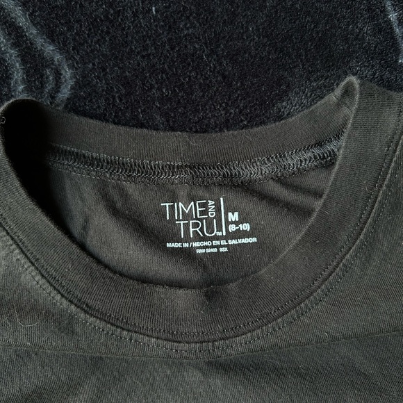 Black crop top - Picture 3 of 4